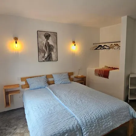 Bella Vista Apartment *